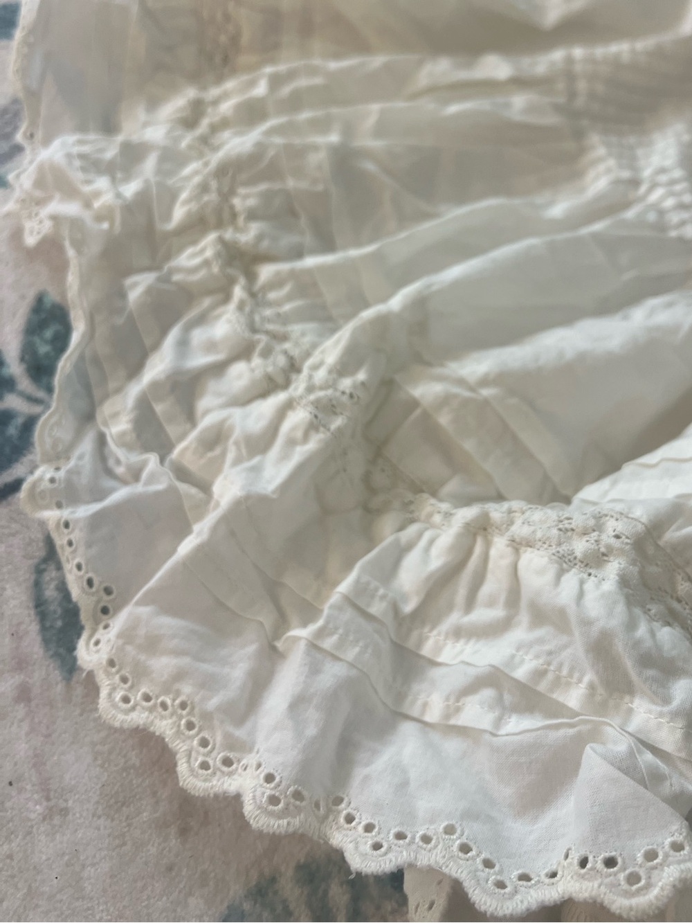 Universal Thread White Cotton Pintuck Peasant Blouse - Picture 4 of 4
